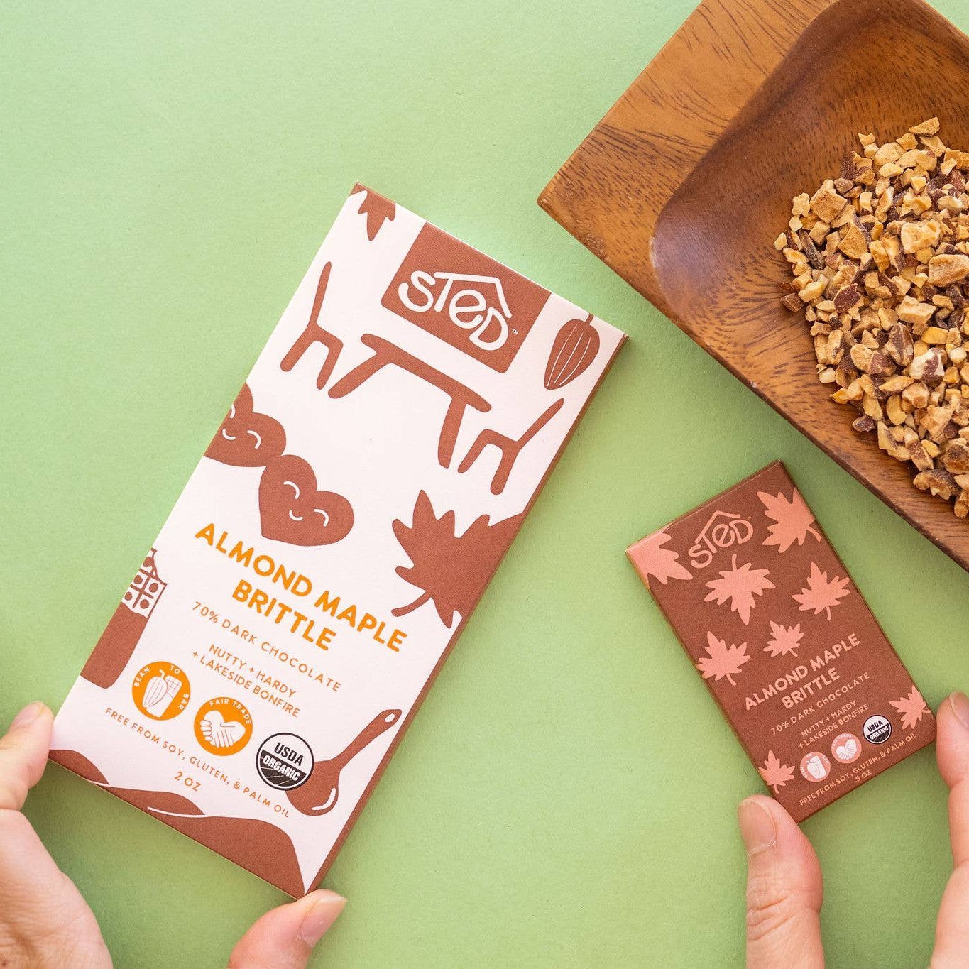 Almond Maple Brittle Chocolate Bar - DIGS