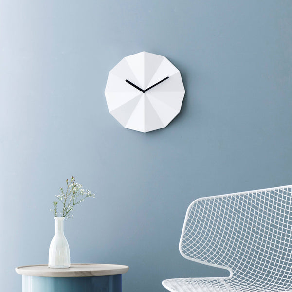 Delta Clock: White - DIGS
