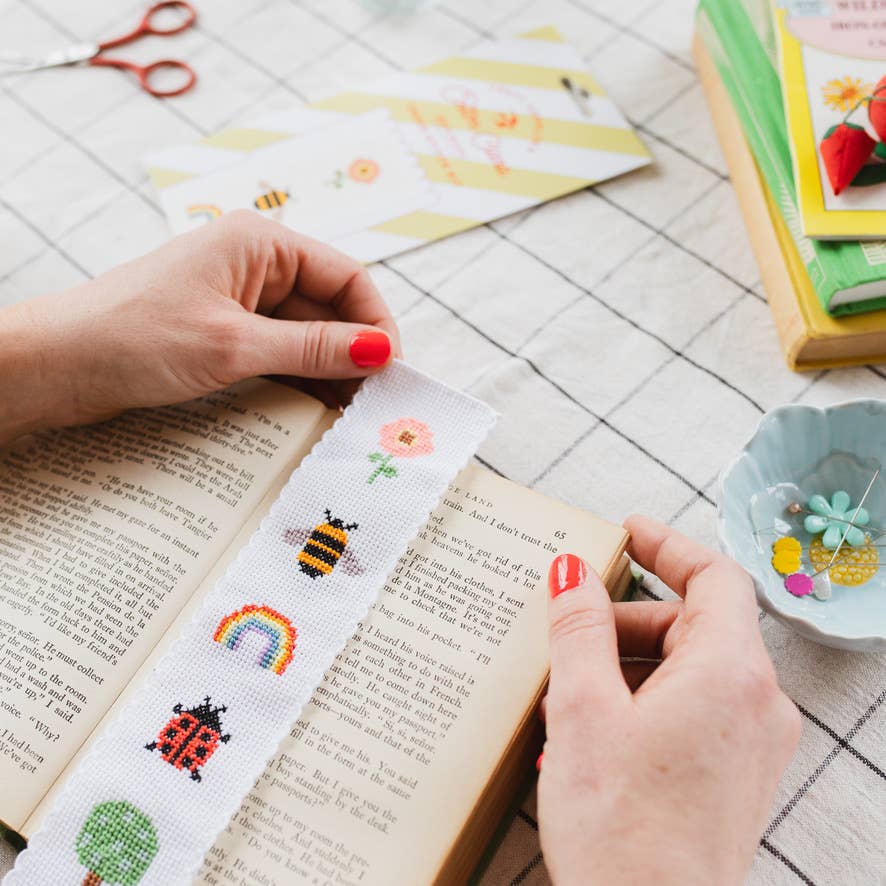 Nature Cross Stitch Bookmark Kit - DIGS