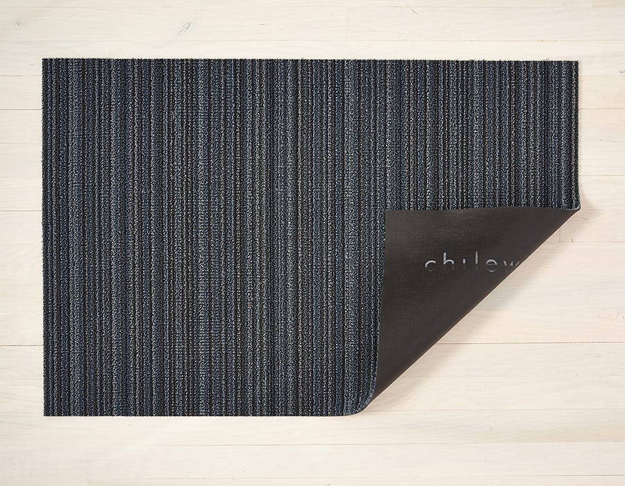 Chilewich Skinny Stripe Shag Mat - Blue