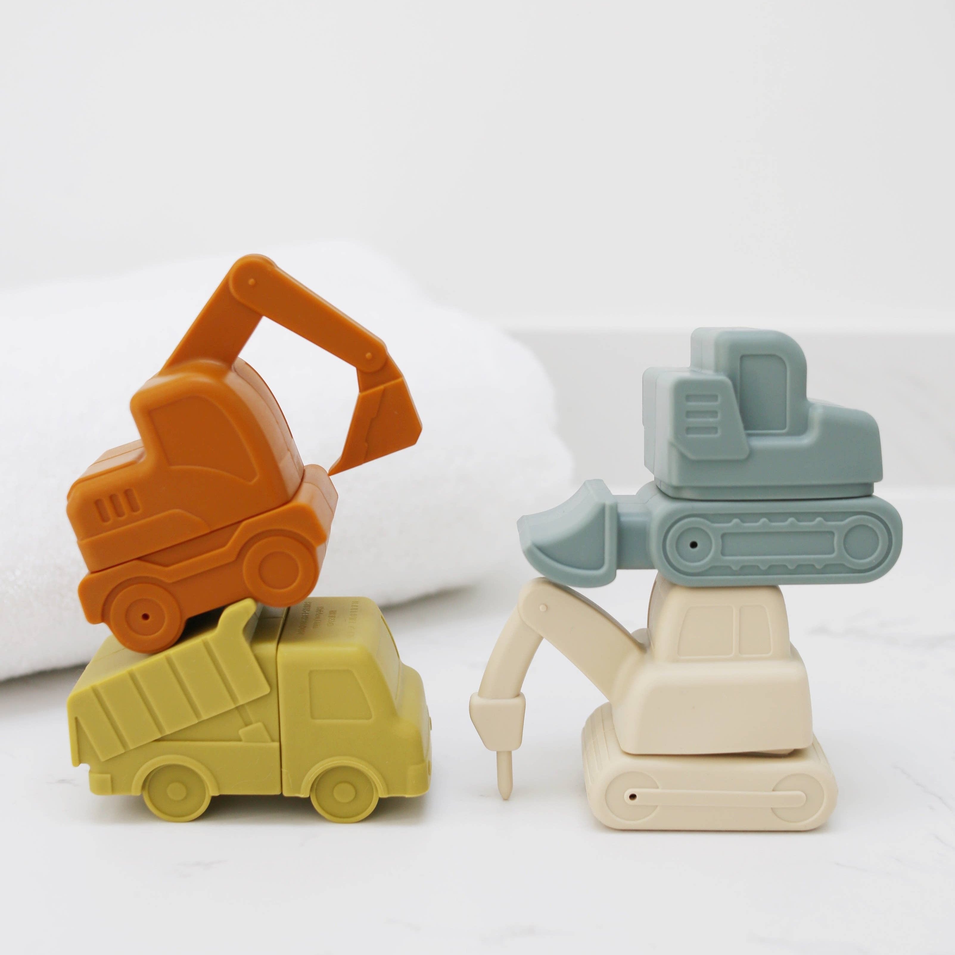 Construction Vehicle Bath Toy Set