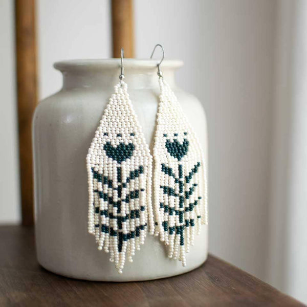 Beaded Fringe Earrings: Flor