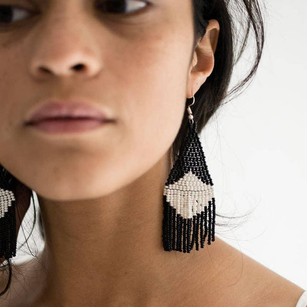 Beaded Fringe Earrings: Concha