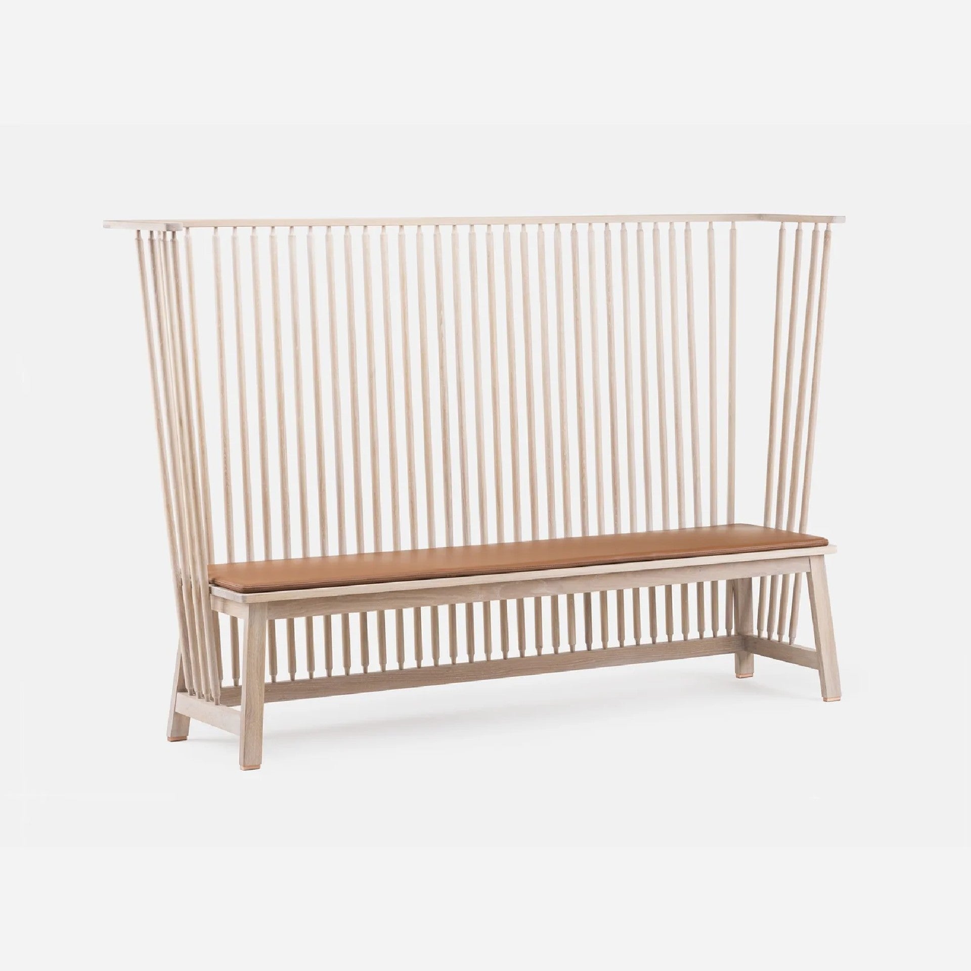 De La Espada 446 Settle Bench - DIGS