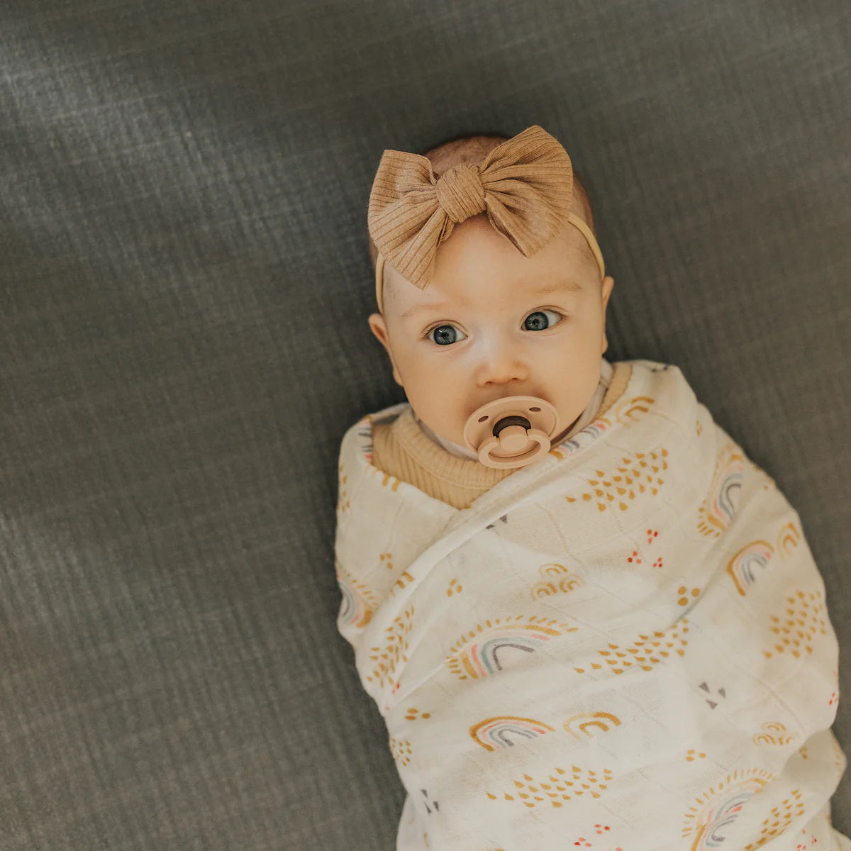 Deluxe Bamboo Muslin Swaddle: Rainbows & Raindrops