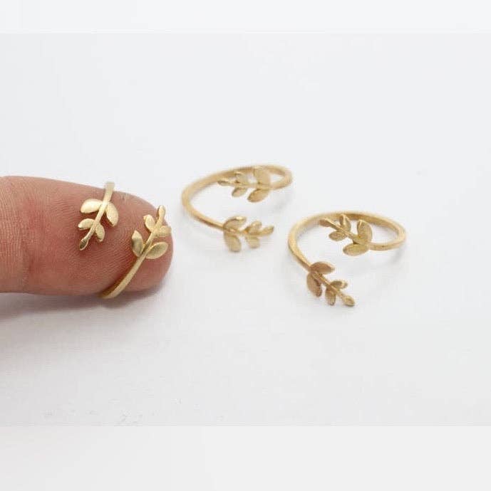 Adjustable Brass Leaf Ring - DIGS