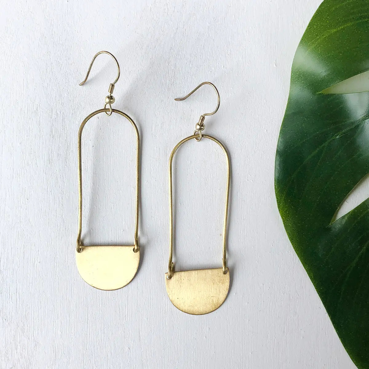 Aliya Earrings: Gold