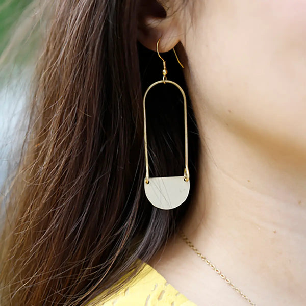 Aliya Earrings: Gold