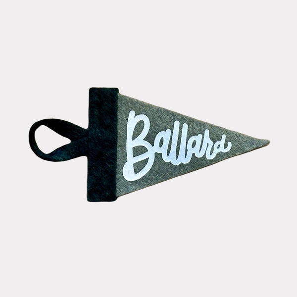 'Ballard' Mini Pennant Ornament - DIGS