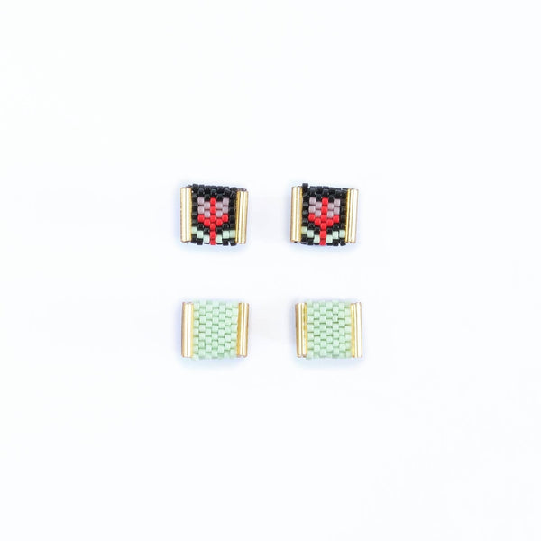 Beaded Tulip Stud Earrings (Salmon/Periwinkle) - DIGS