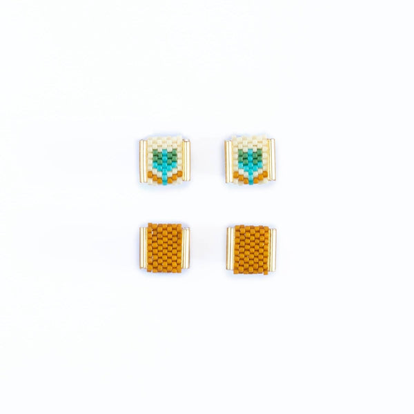 Beaded Tulip Stud Earrings (Salmon/Periwinkle) - DIGS