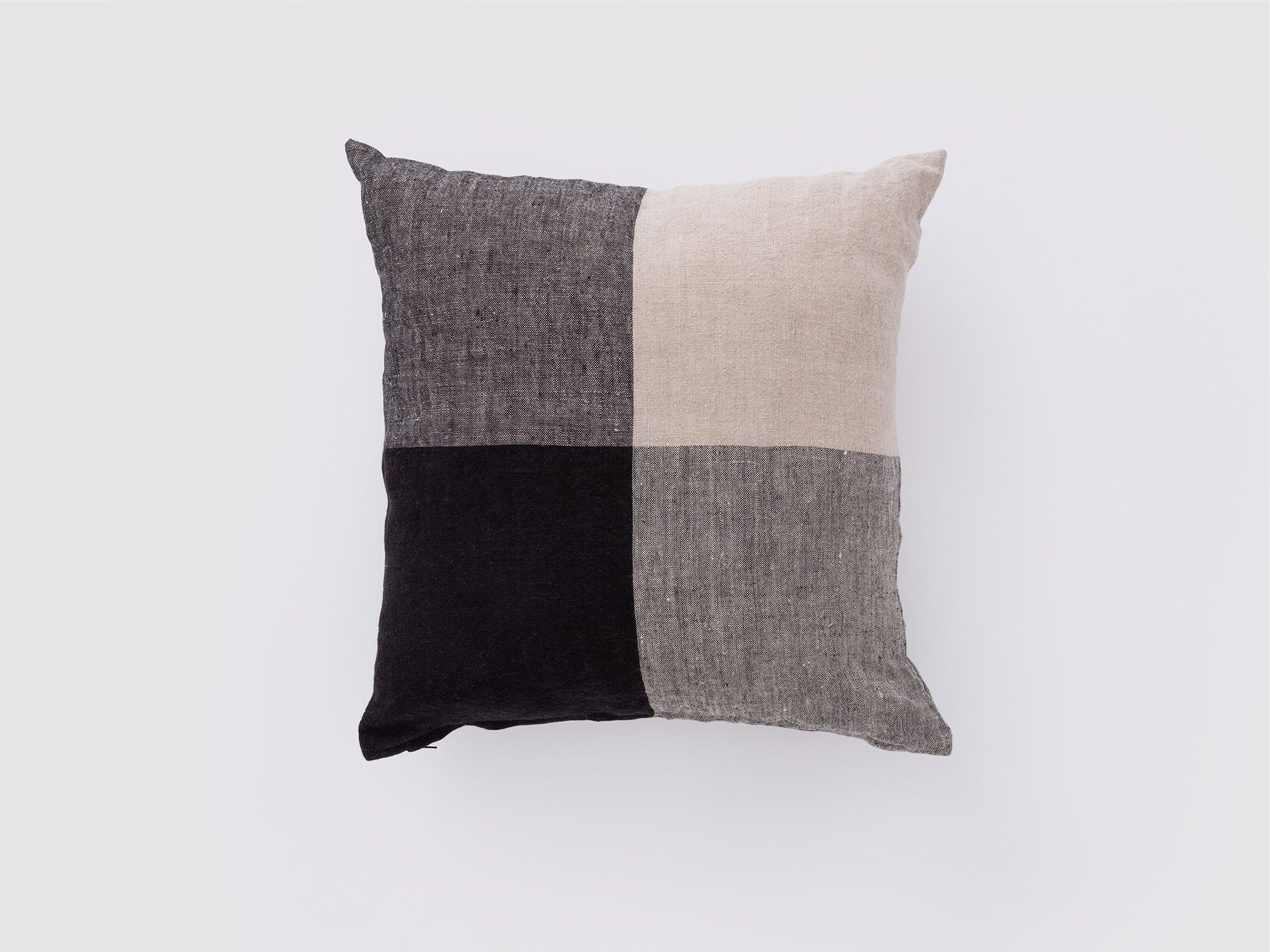 Black Largo Pillow - DIGS