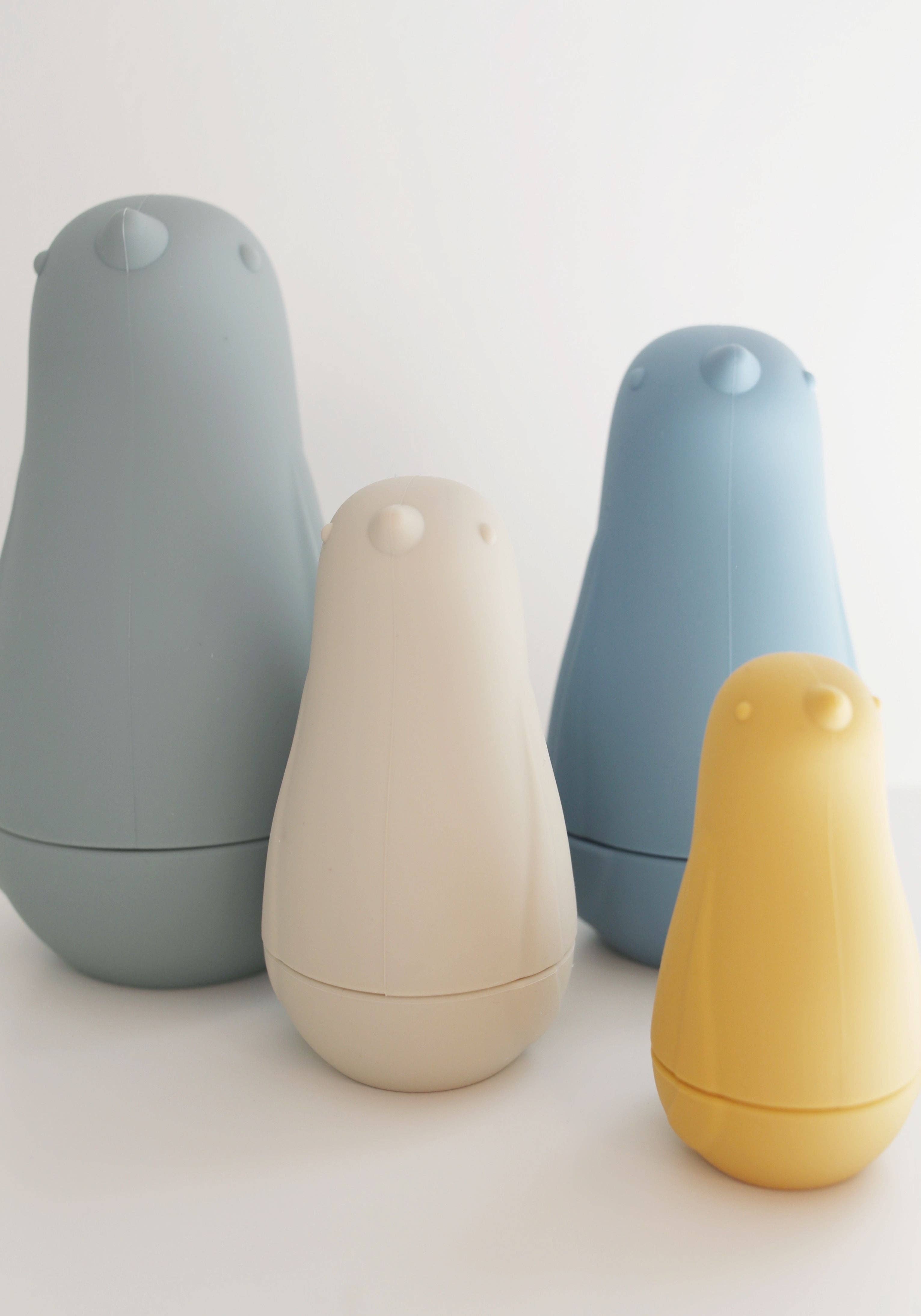 Silicone Nesting Penguin Set