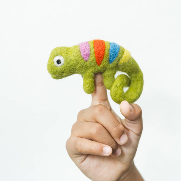 Chameleon Finger Puppet - DIGS