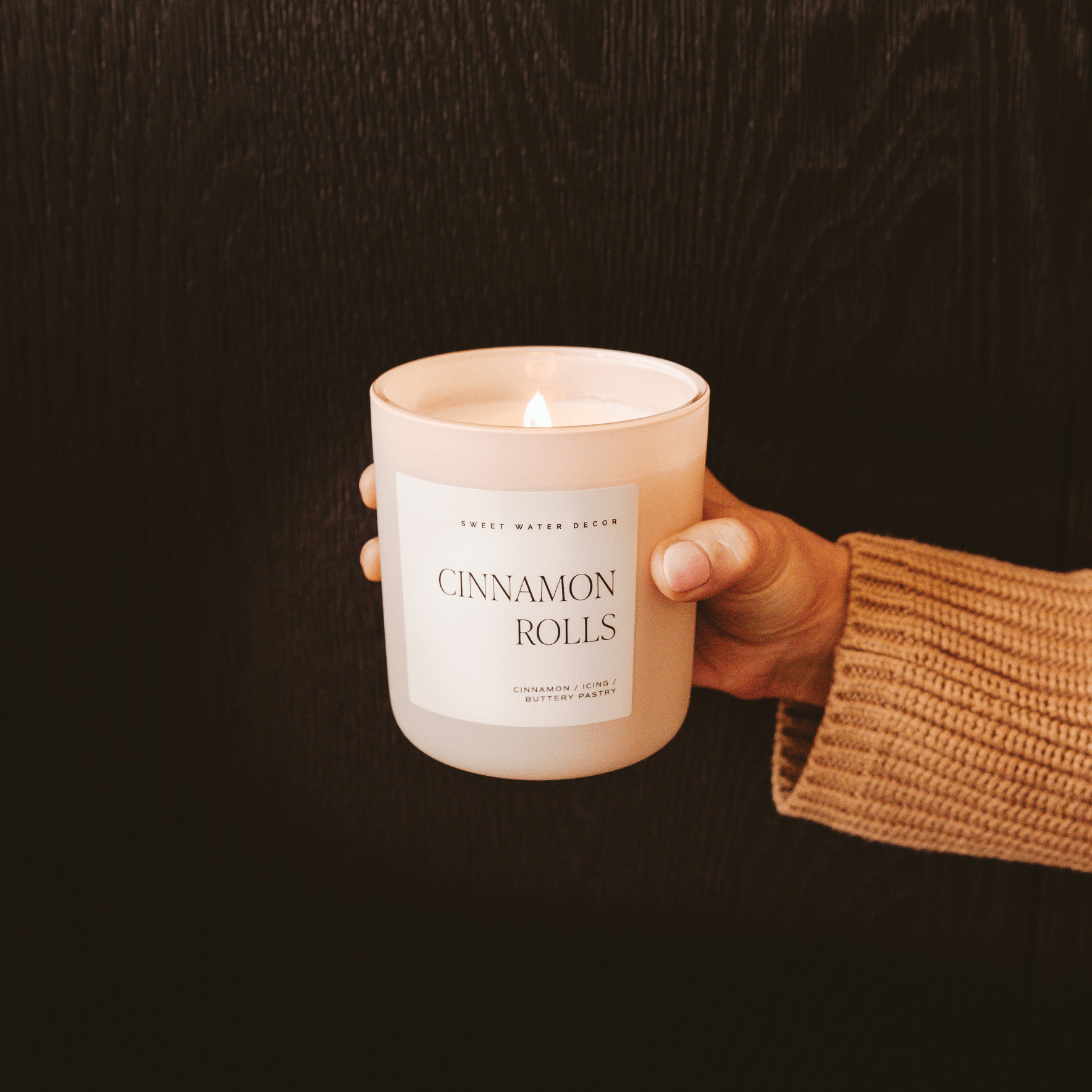 Cinnamon Rolls Candle - 15oz - DIGS