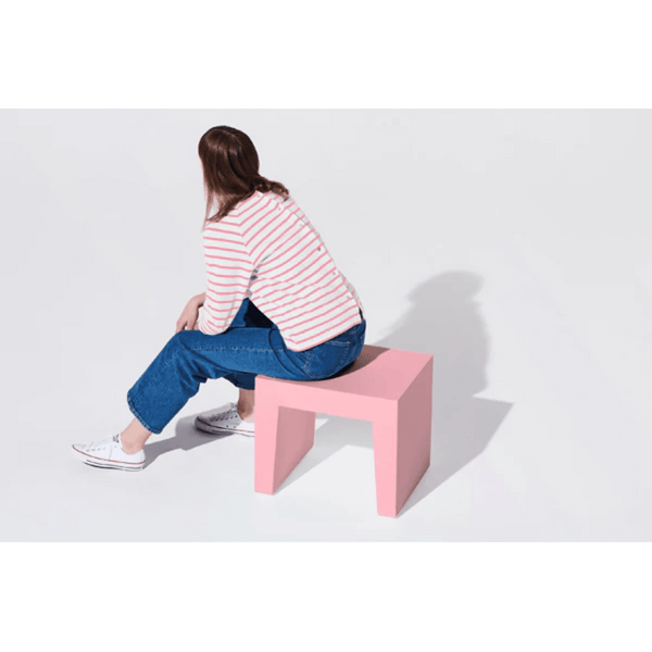 Concrete Seat - DIGS