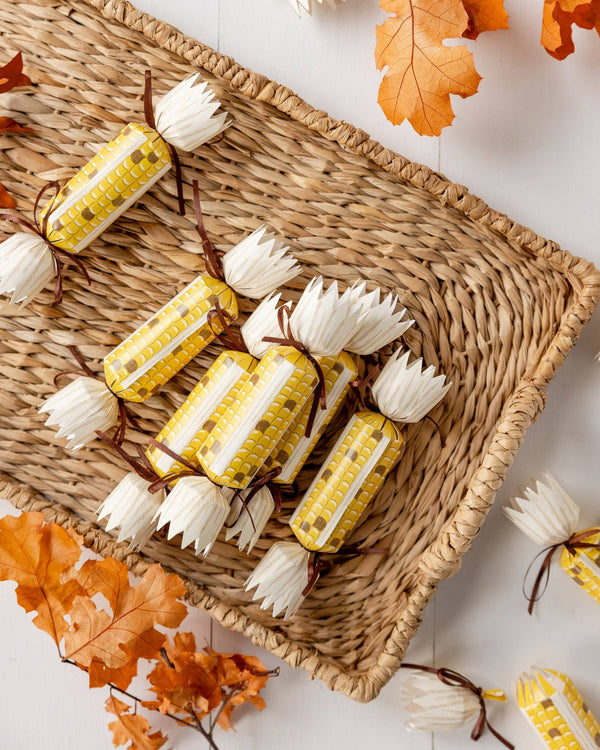 Corn - Shaped Party Crackers - DIGS