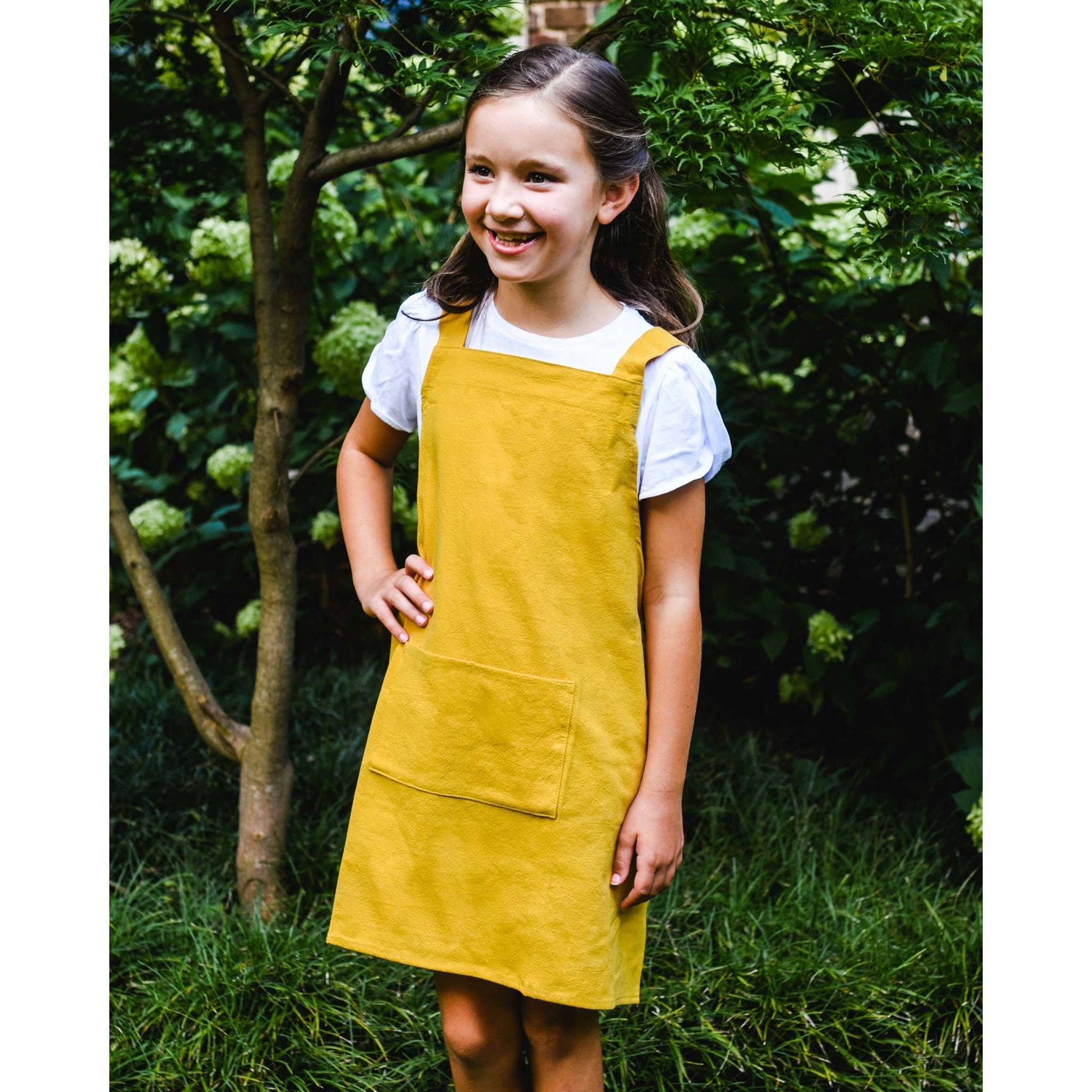 Cross Back Kids Apron - DIGS