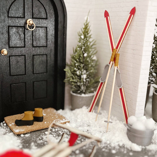 Miniature Winter Adventures Decor Set