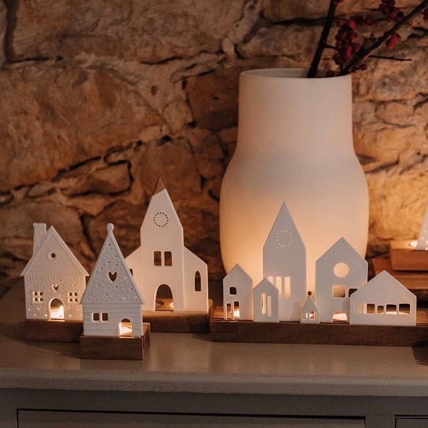 Porcelain & Acacia Village Tealight - City