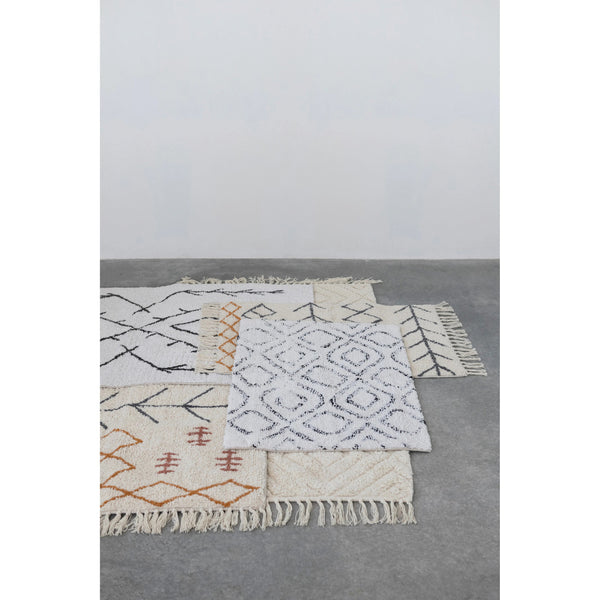 Diamond Pattern Tufted Rug - DIGS
