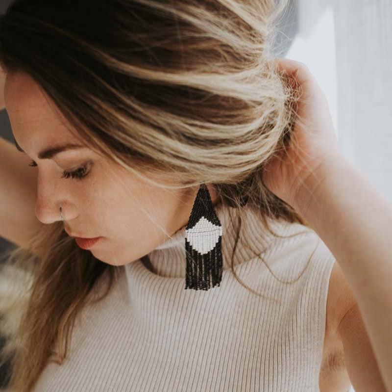 Beaded Fringe Earrings: Concha