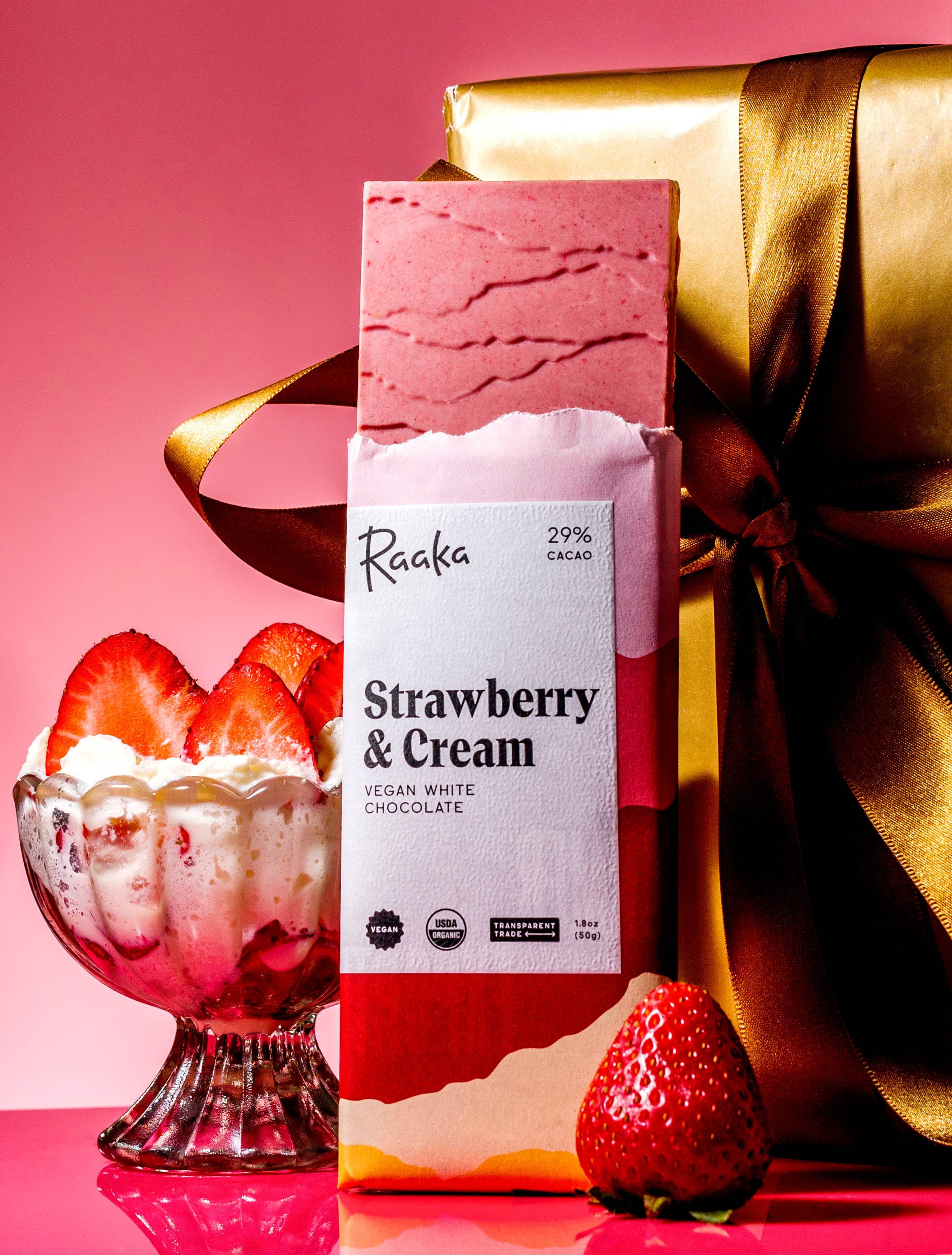 Strawberry & Cream White Chocolate Bar