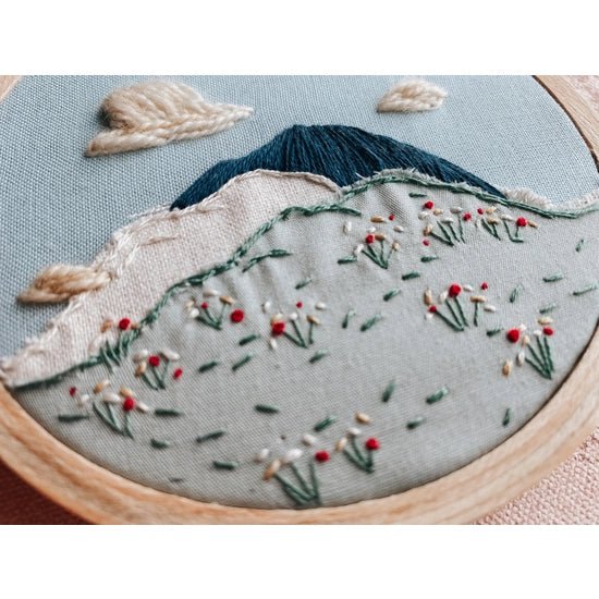 Field of Wildflowers Embroidery Kit - DIGS