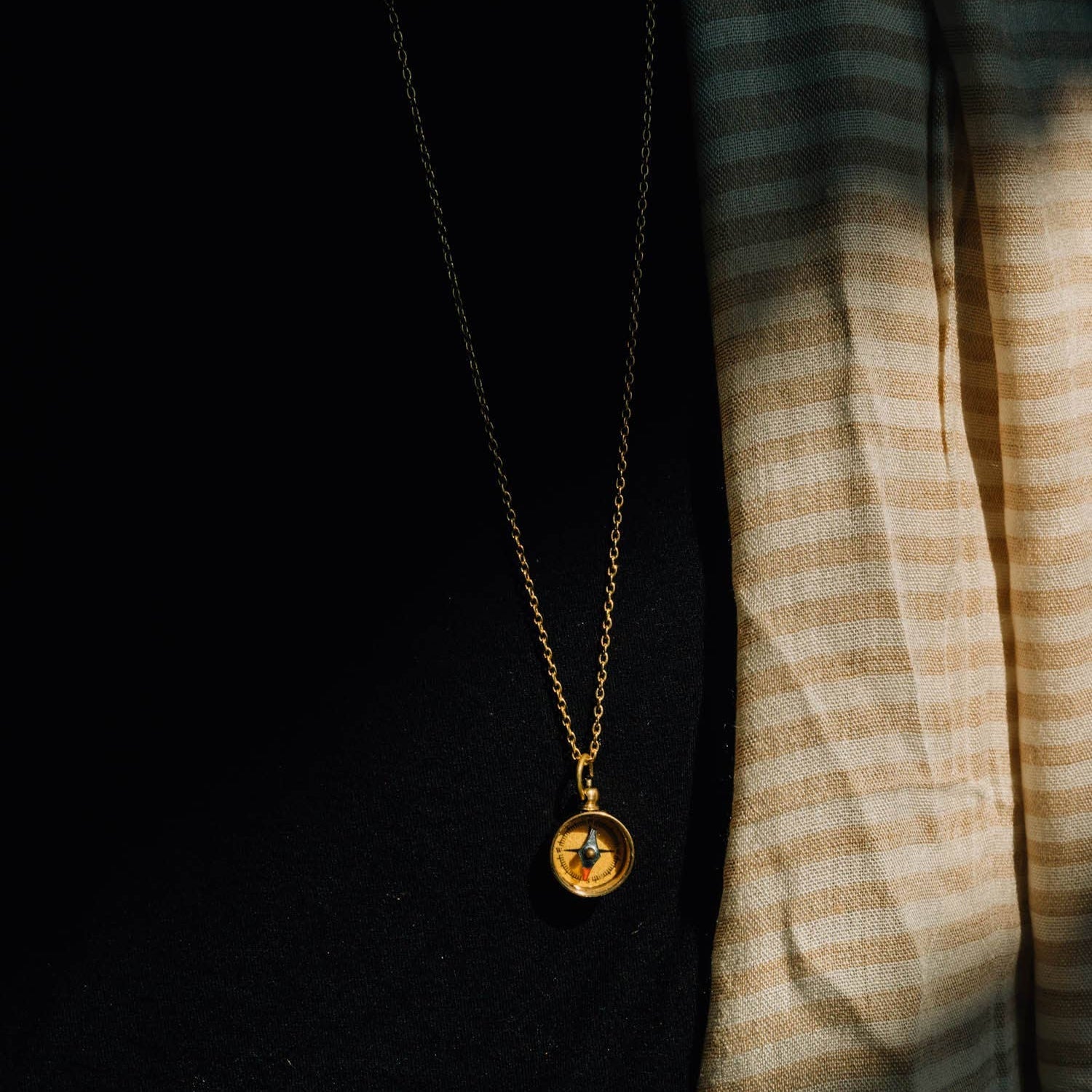 Find Your Way Compass Necklace - DIGS