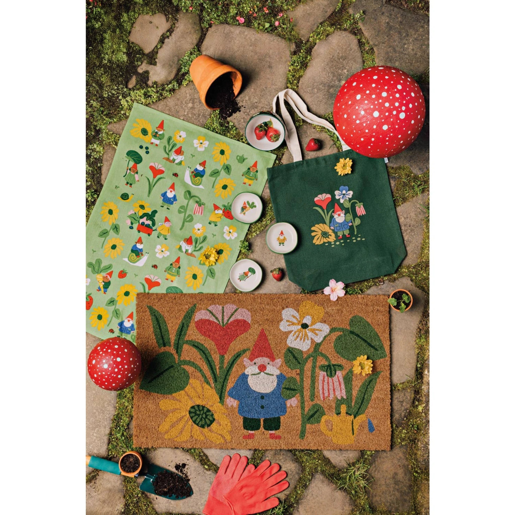 Gnome Grown Dishtowel - DIGS