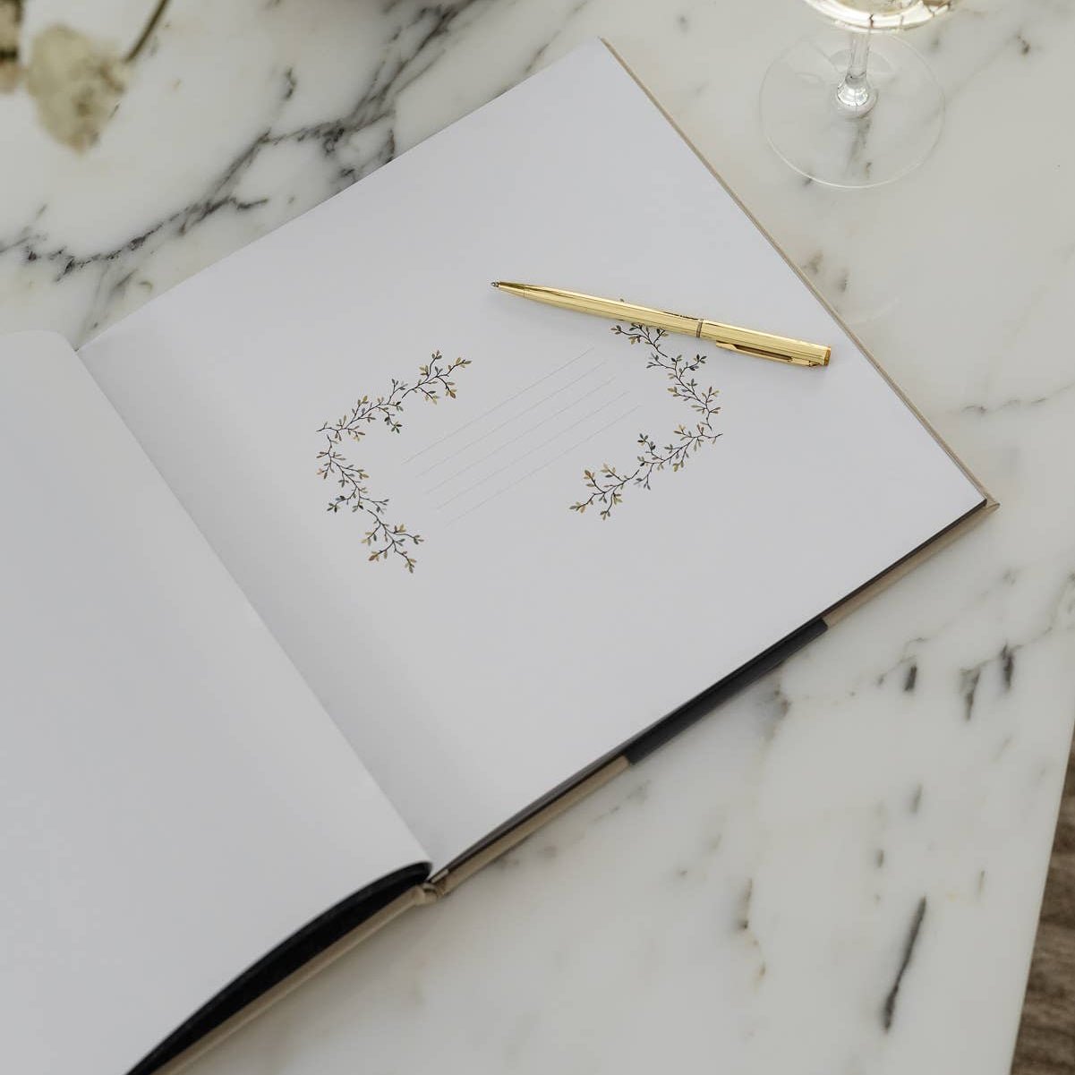 Heirloom Guest Book - DIGS