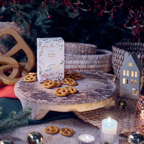 Holiday Butter Toffee Pretzels (2 oz) - DIGS