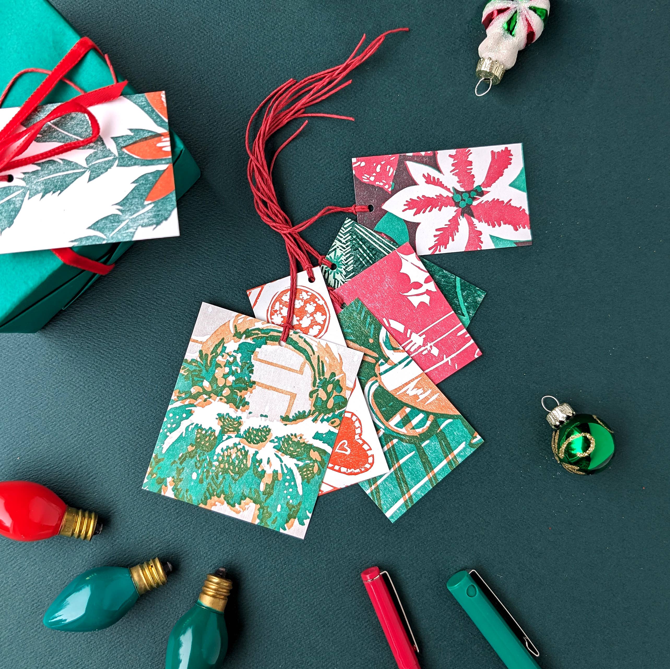 Holiday Season Gift Tags Set - DIGS