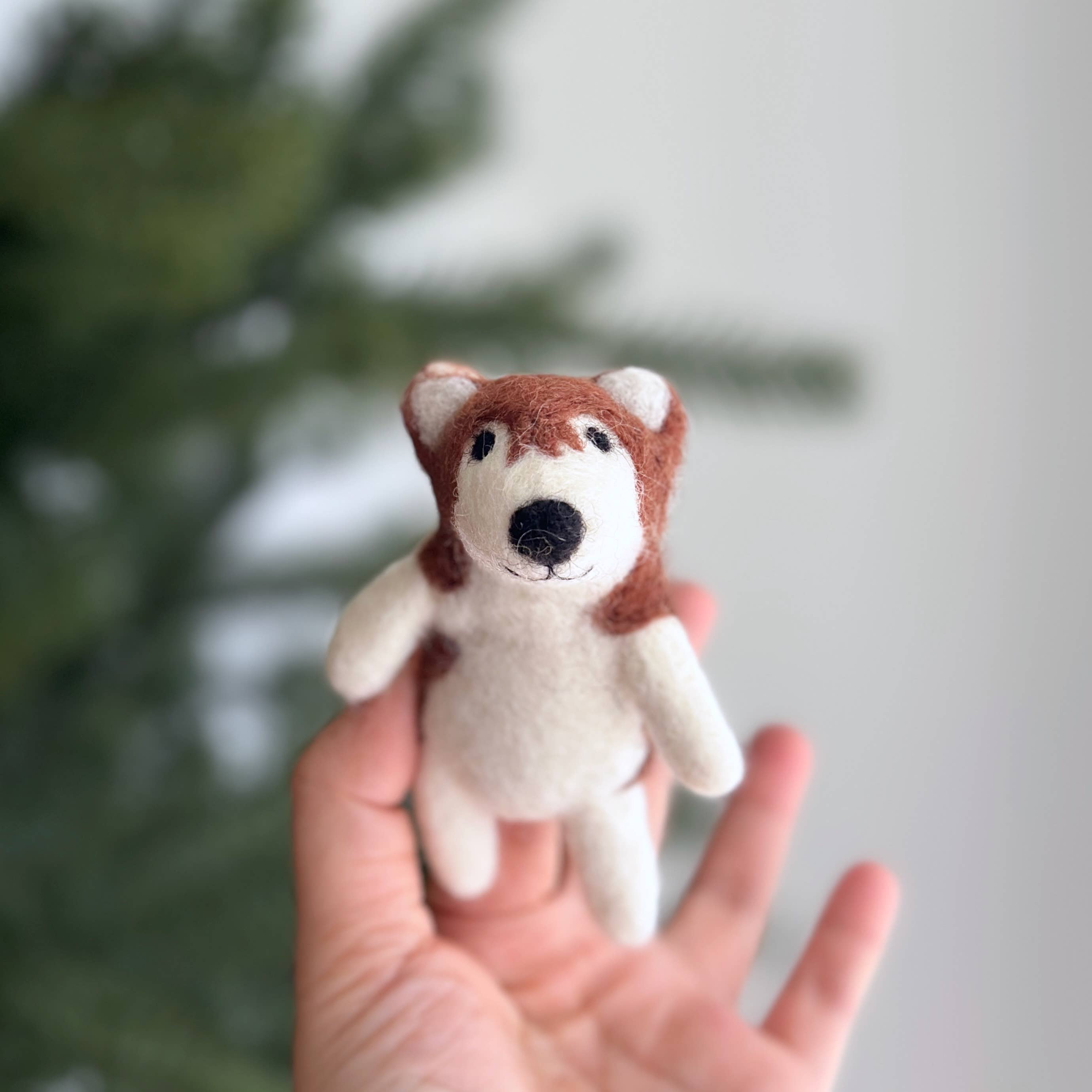 Husky Dog Finger Puppet - DIGS
