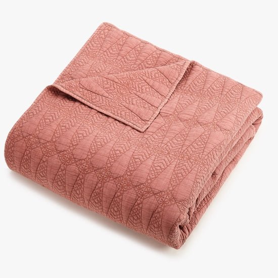 Kahelo 3 - Piece Quilt Set - DIGS