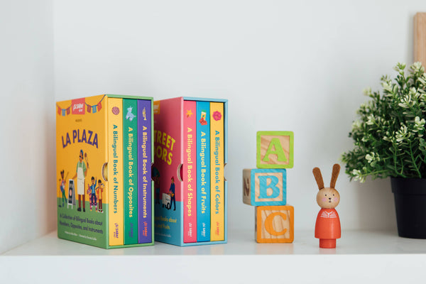 La Plaza: A Collection of Bilingual Books - DIGS