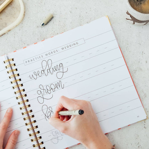 Modern Calligraphy: A Calligraphy Practice Workbook - DIGS