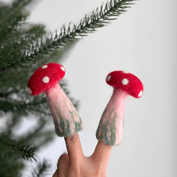 Mushroom Finger Puppet - DIGS