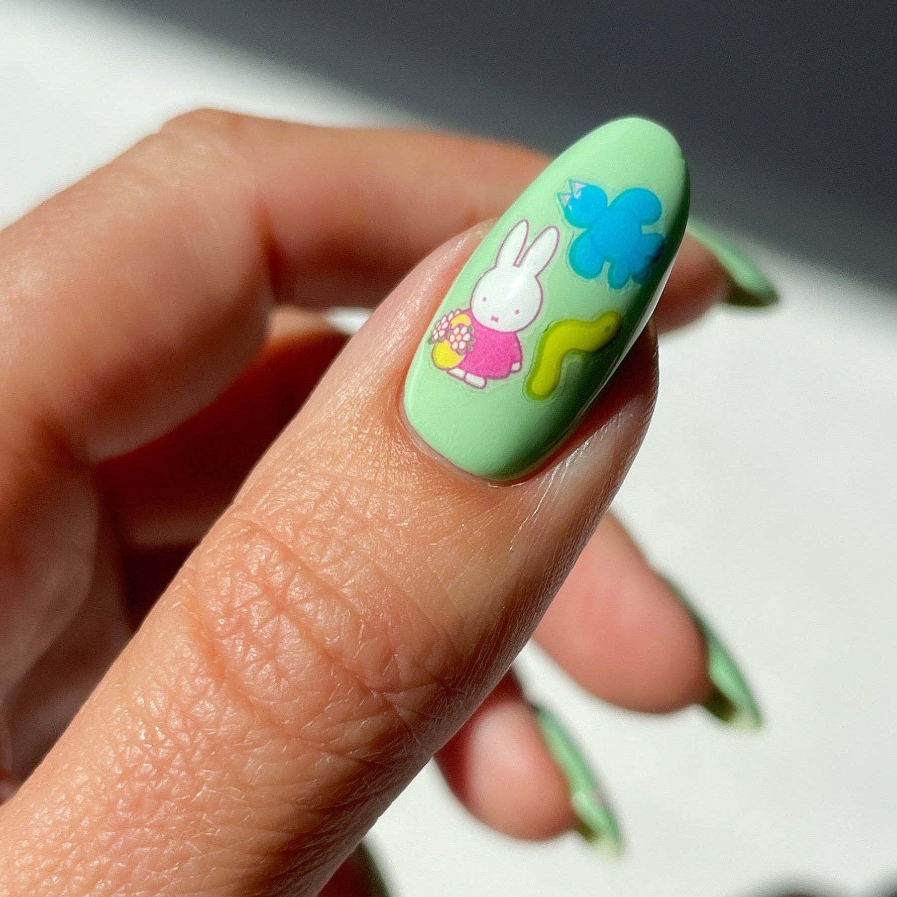 Nail Art Stickers: Miffy in the Garden - DIGS