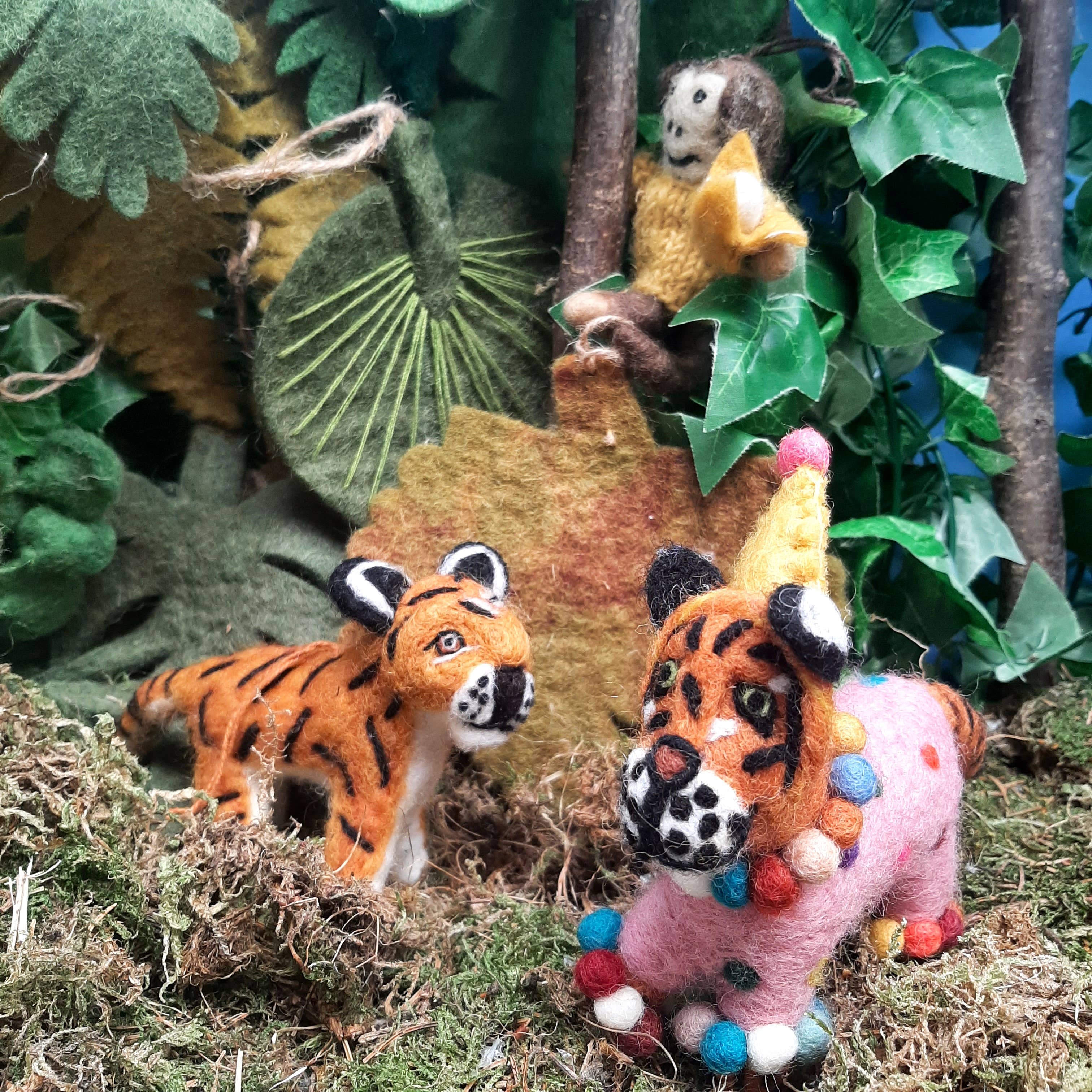 Party Tiger Felt Ornament - DIGS