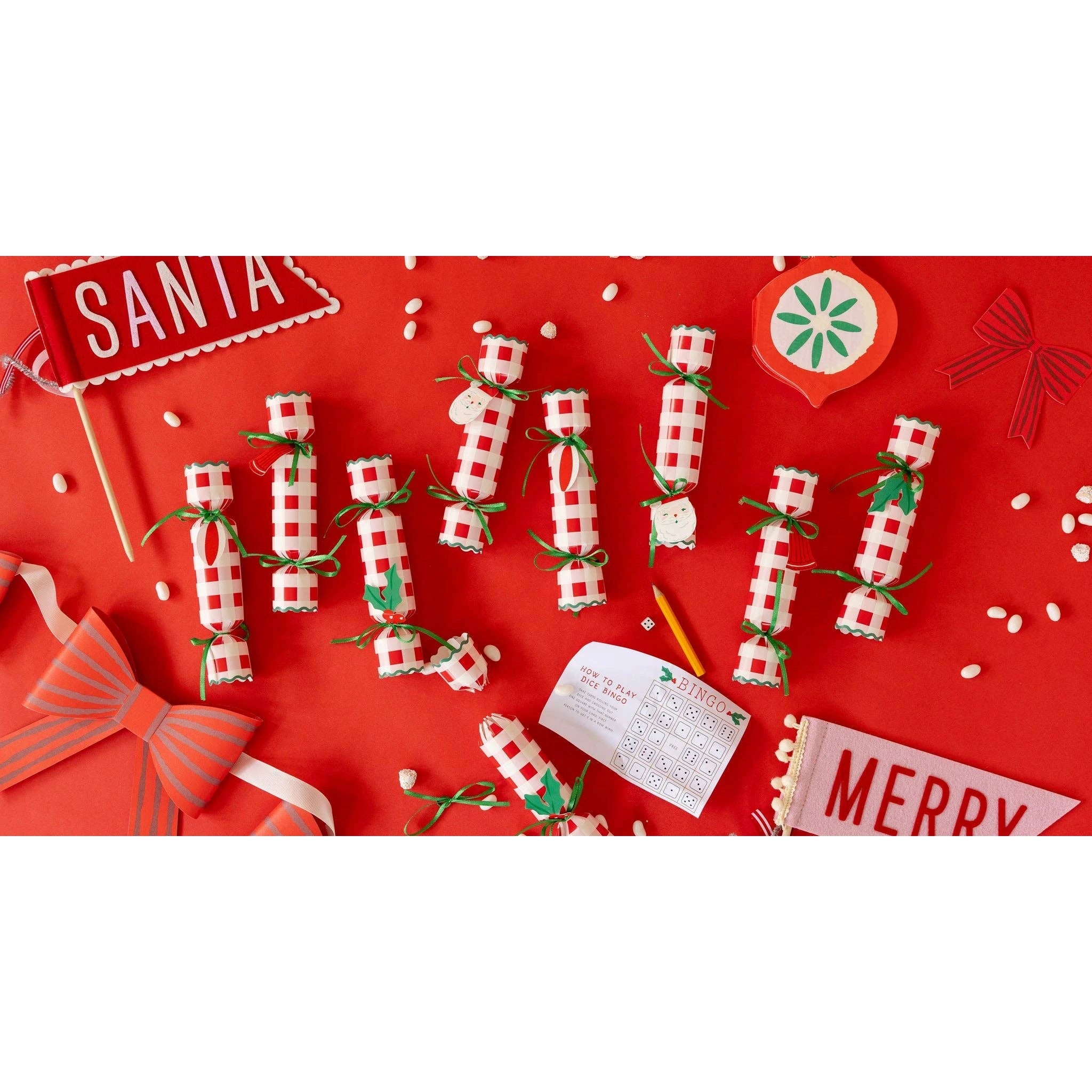 Plaid Sugar Plum Party Crackers - DIGS