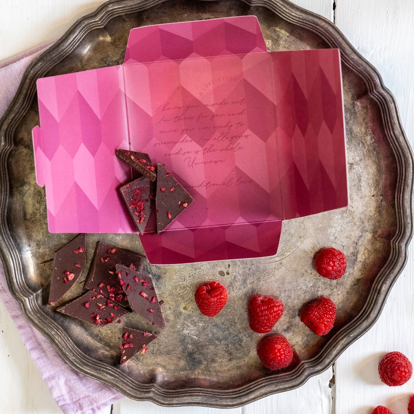 Raspberry 49% Chocolate Bar - DIGS