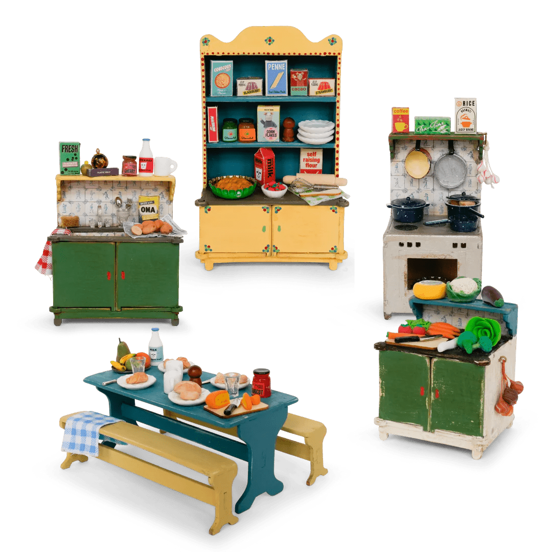 Sam & Julia's Mouse Mansion Furniture Kit: Kitchen - DIGS