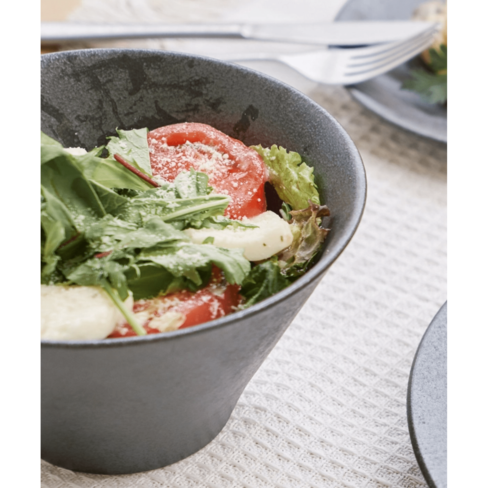 Slim Mino Ware Serving Bowl - DIGS