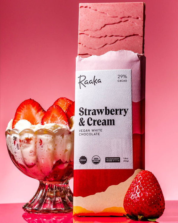 Strawberry & Cream White Chocolate Bar - DIGS