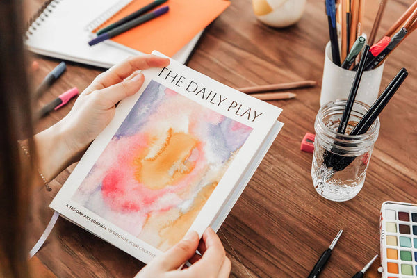 The Daily Play: A 365-Day Art Prompt Journal - DIGS