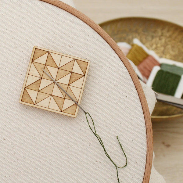 Wood Needle Minder: Quilt Block - DIGS