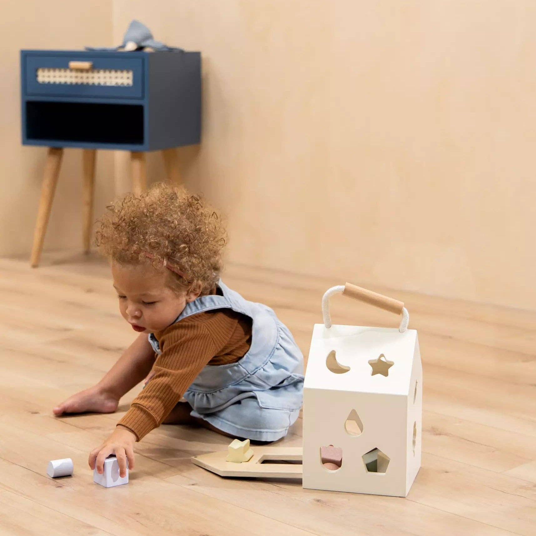 Wooden Shapes Sorting House - DIGS