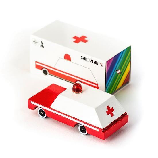 Candycar: Ambulance - DIGS