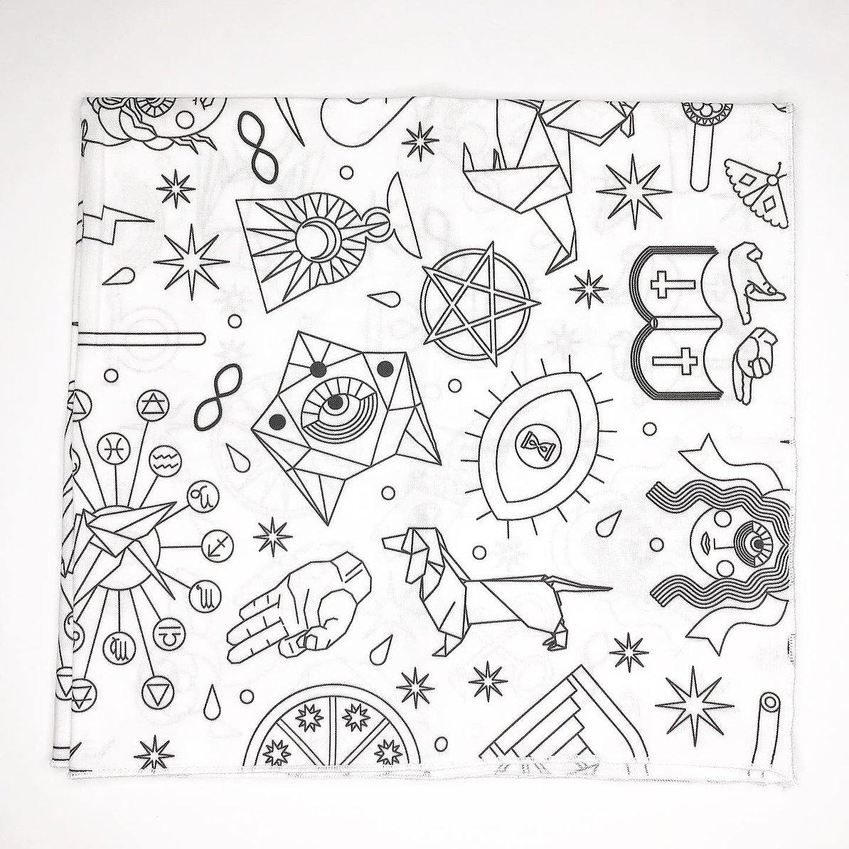 Tarot cloth with black and white shapes- DIGS